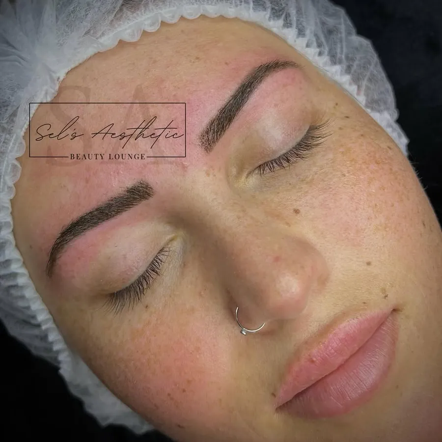 Powder Brows – Augenbrauenpigmentierung bei Sel’s Aesthetic